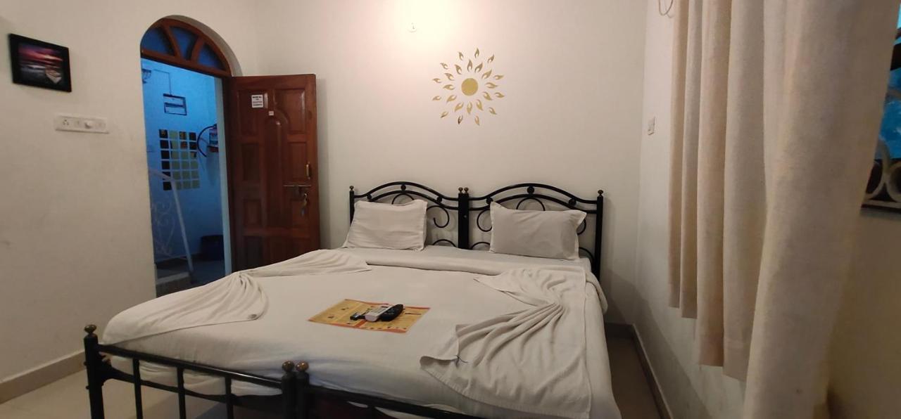 Rj14 Accommodations At Baga Beach Εξωτερικό φωτογραφία